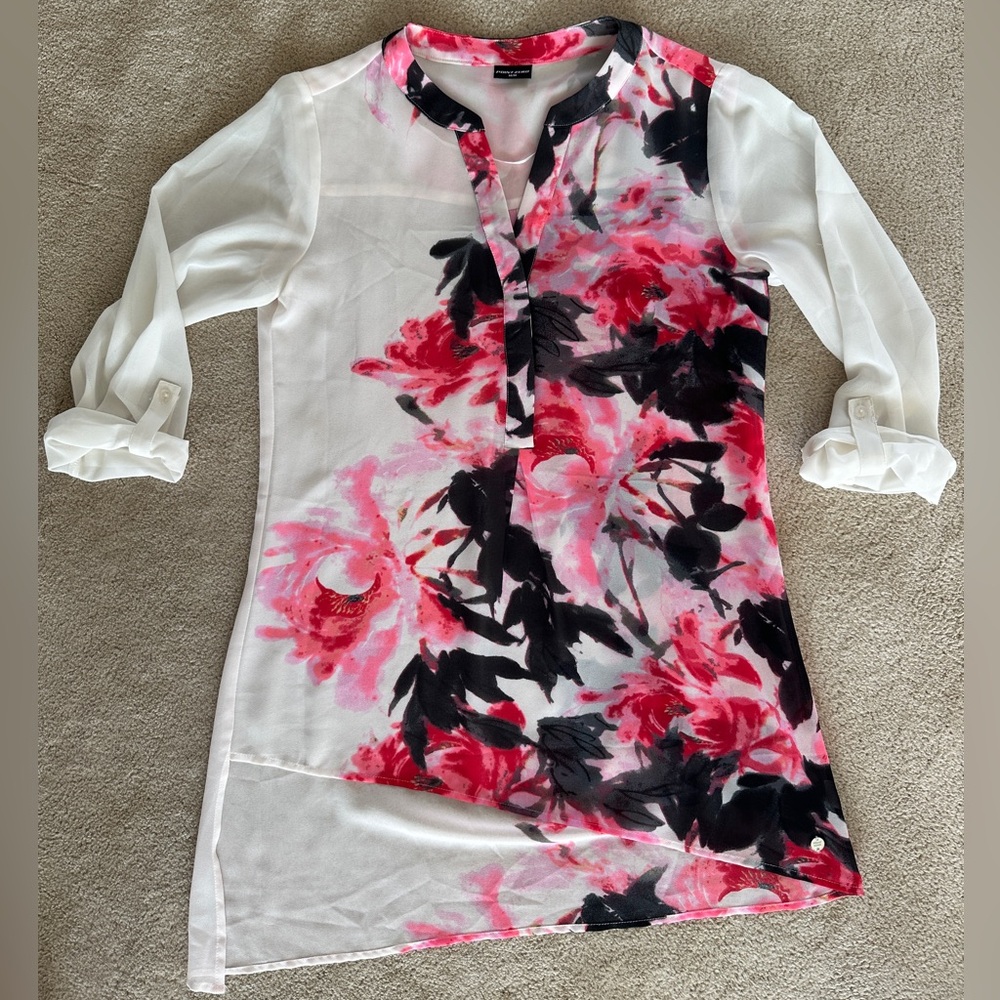 Point Zero Asymmetrical Pink and White Tunic with 3/4 Sleeves